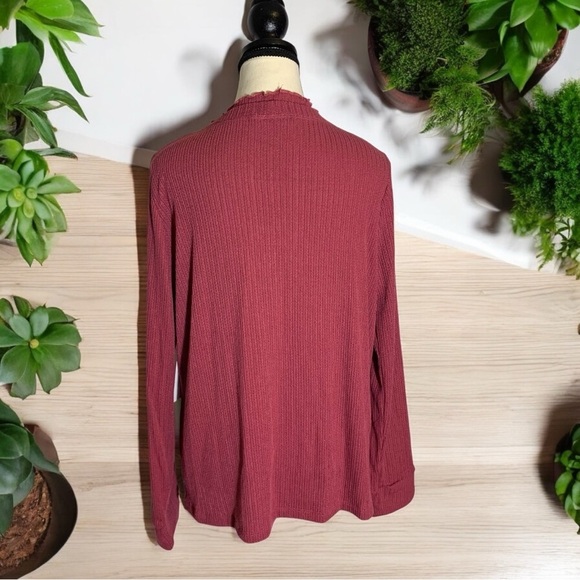 Magenta Crew Neck Long Sleeve Top Size Large - Picture 3 of 7